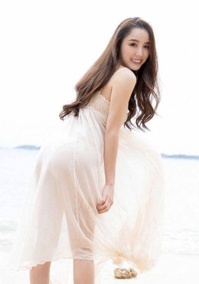 紧身裙女教师在线观看