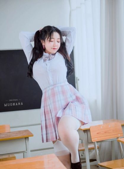 女主角