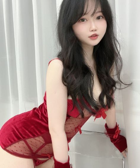 一女被多男玩喷潮3p免费视频