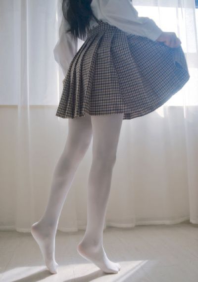 哭泣少女