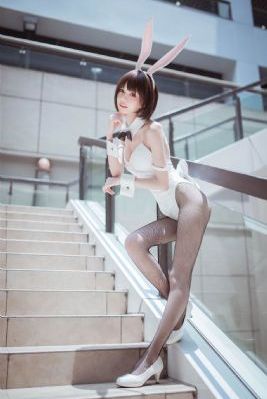 女老师在线看